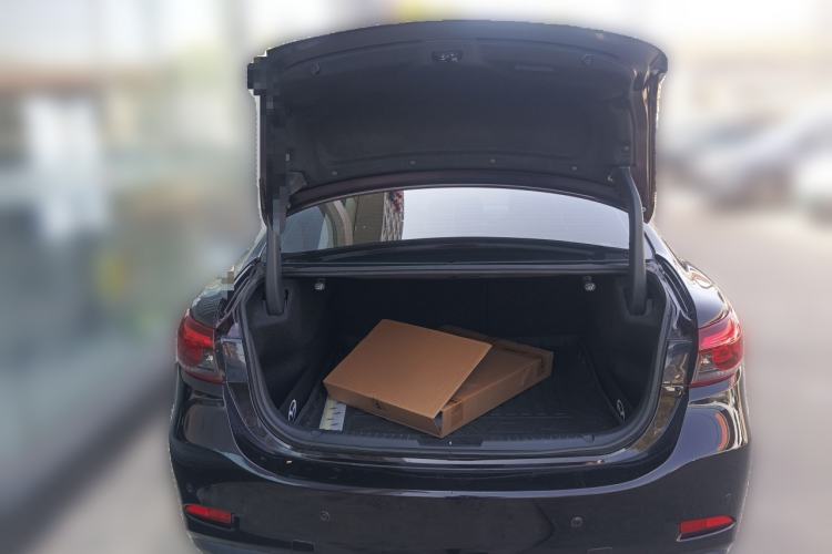 Used Mazda Atenza 2018 2.5L Blue Sky Prestige Edition China VI compliant Trunk