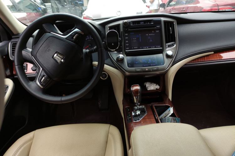 Used Toyota Crown 2015 2.0T Fashion Edition
