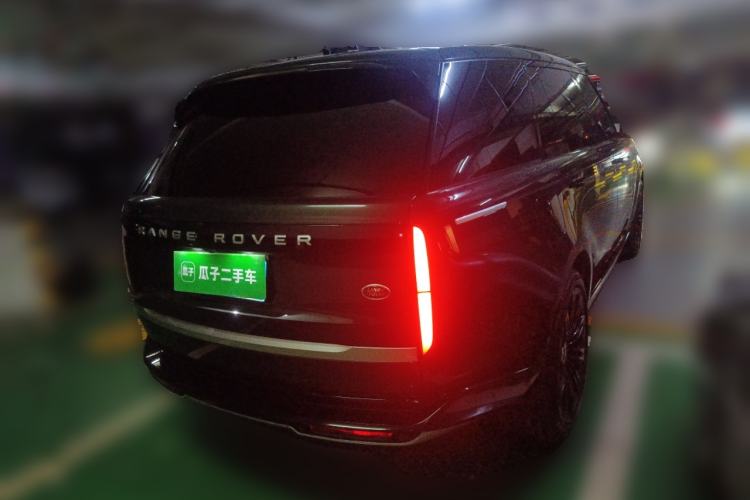 Used Land Rover Range 2023 3.0 L6 400 PS Flagship Extended Version Rear Right 45 Deg