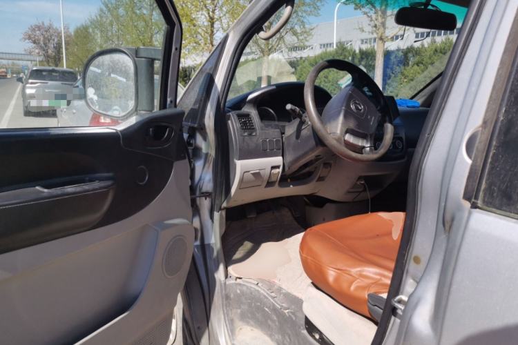 Used FORTHING Lingzhi 2017 M3L 1.6L 7-Seater Comfort Model Driver Seat