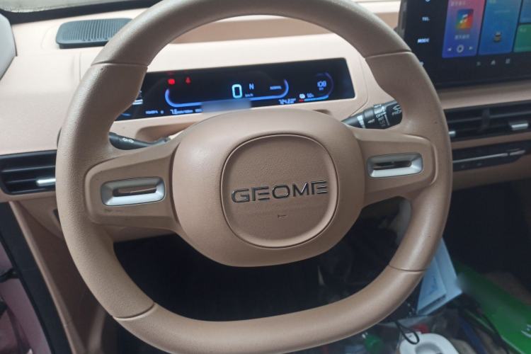 Used Geely Galaxy Panda 2023 Panda Mini 200km Endurance Bear