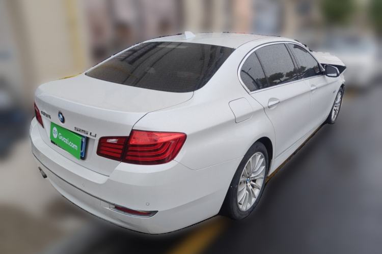 Used BMW 5 Series 2017 525Li Luxury Design Package Rear Right 45 Deg