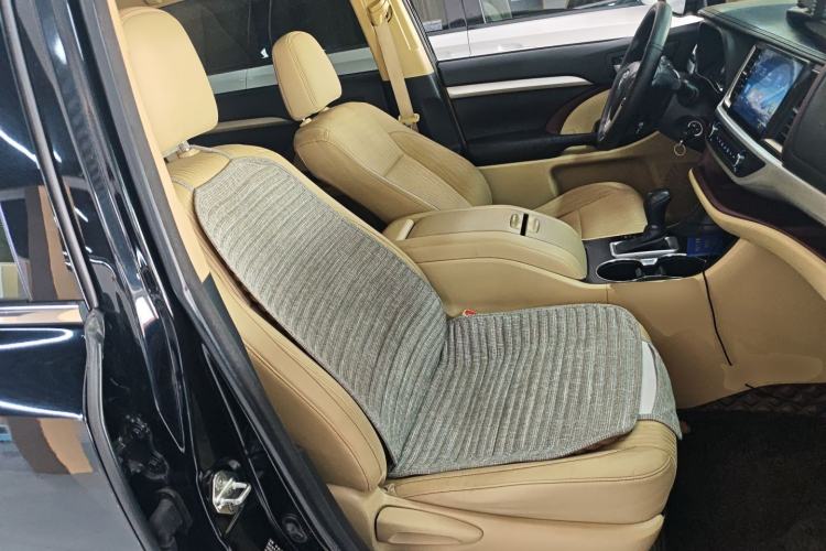 Used Toyota Highlander 2015 2.0T Two-Wheel Drive Elite Edition 7 Seats
