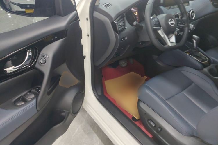 Used Nissan Qashqai 2025 Honor 2.0L CVT XV+ Leading Edition Driver Seat