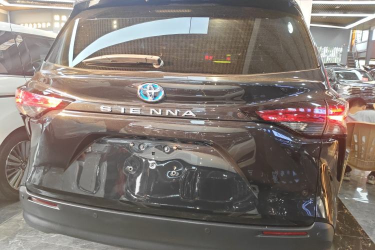 Used Toyota SIENNA 2021 2.5L Hybrid Comfort Edition