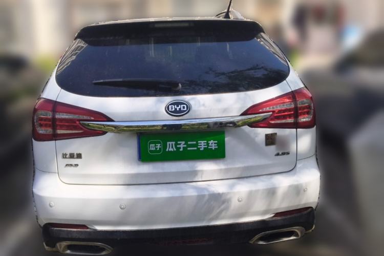Used BYD Tang New Energy 2015 2.0T Four-Wheel-Drive Flagship Model Rear