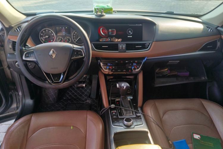 Used BORGWARD BX7 2016 28T Two-Wheel Drive Luxury Version 5 Seats