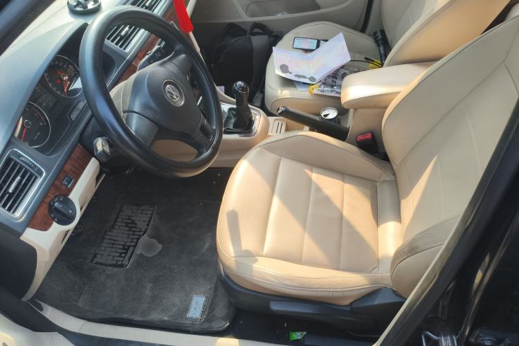 Used Volkswagen Lavida 2013 Restyled Classic 1.6L Manual Comfort Edition Left Front Seat