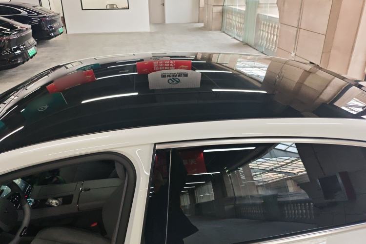 Used VOYAH PASSION 2024 PHEV Four-Wheel Drive Ultra-Long Range Executive Edition Roof