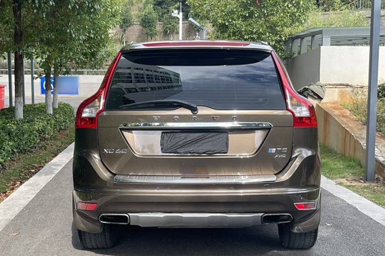 Used Volvo XC60 2017 T5 AWD Smart Upgrade Edition
