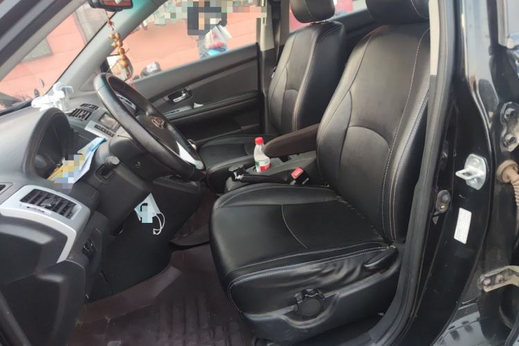 Used BYD S6 2013 Platinum Edition 2.0L Manual Luxury Model
