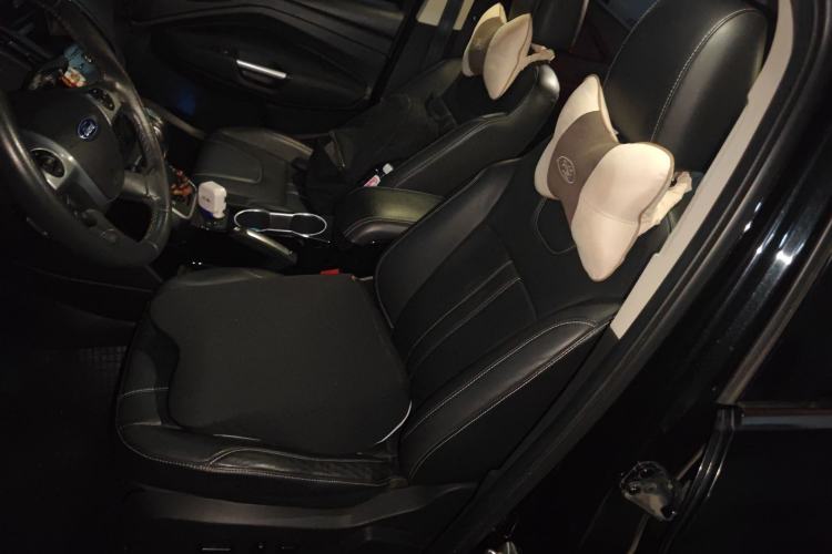 Used Ford Kuga 2013 2.0L GTDi Four-Wheel-Drive Sport Model
