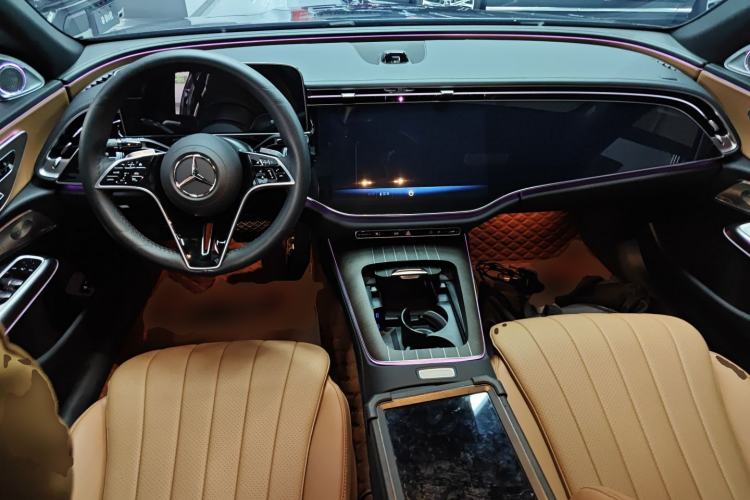 Used Mercedes-Benz E-Class 2026 E 300 L Luxury Center Console