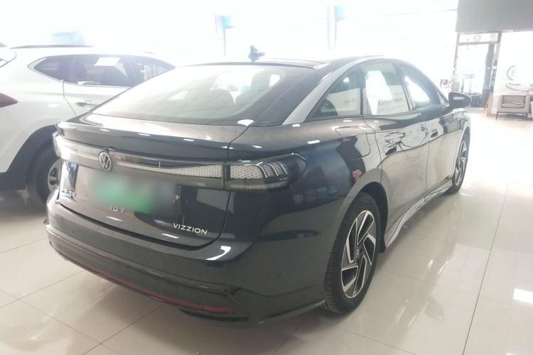 Used Volkswagen ID.7 VIZZION 2024 PRO Model Rear Right 45 Deg