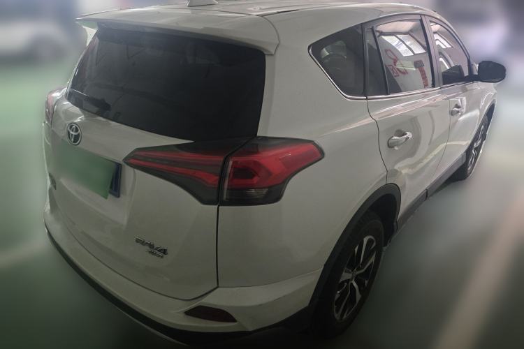 Used Toyota RAV4 2016 2.0L CVT 4x4 New Edition China V Standard
