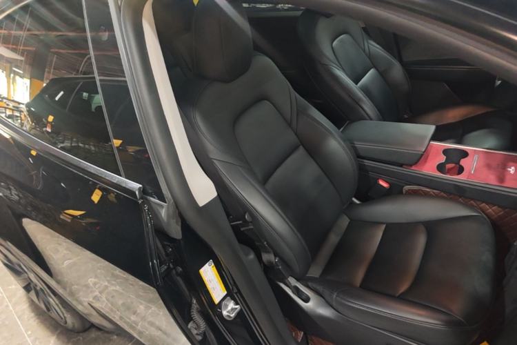 Used Tesla Model Y 2023 Rear-Wheel-Drive Version