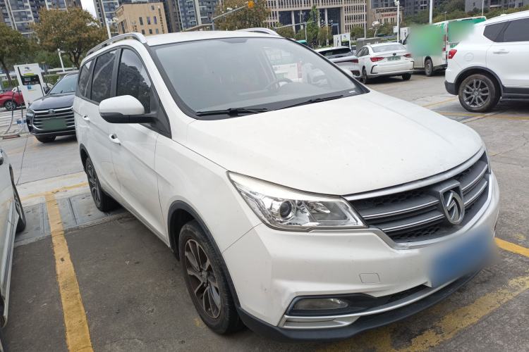 Used Baojun 730 2021 1.5L Manual Fashion Version 7 Seats Front Right 45 Deg