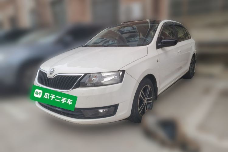 Used Skoda Rapid Spaceback 2014 1.6L Automatic Enjoyment Edition