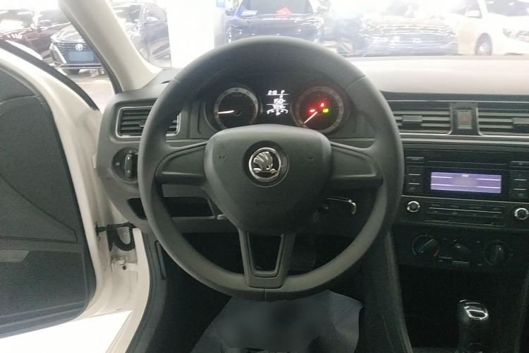 Used Skoda Rapid Spaceback 2018 1.6L Automatic Standard Edition
