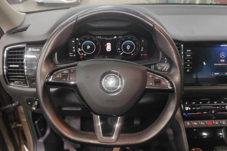 Used Skoda Kodiaq 2021 TSI330 7-Seater Two-Wheel-Drive Luxury Plus Edition
