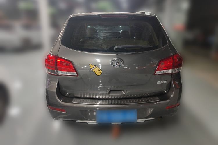 Used Haval H6 2011 2.0L Manual Two-Wheel Drive Elite Version