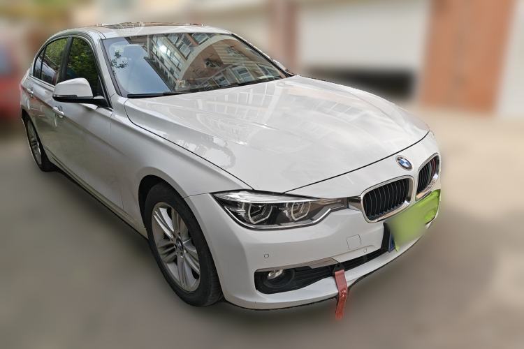 Used BMW 3 Series 2016 320Li Fashion Model Front Right 45 Deg