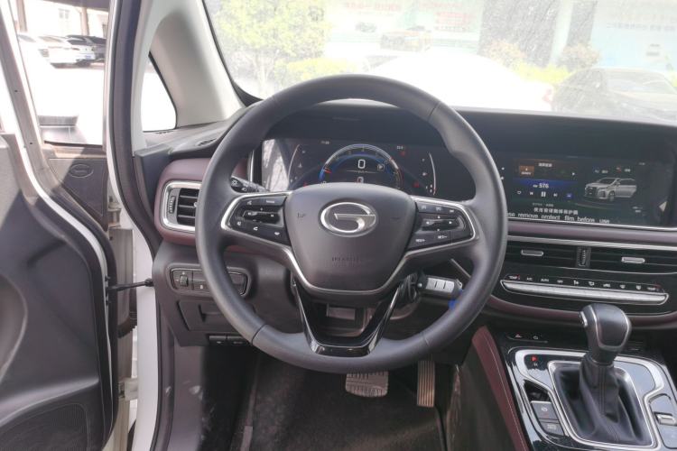 Used GAC Trumpchi M6 2023 PRO 270T DCT Elite Edition Steering Wheel