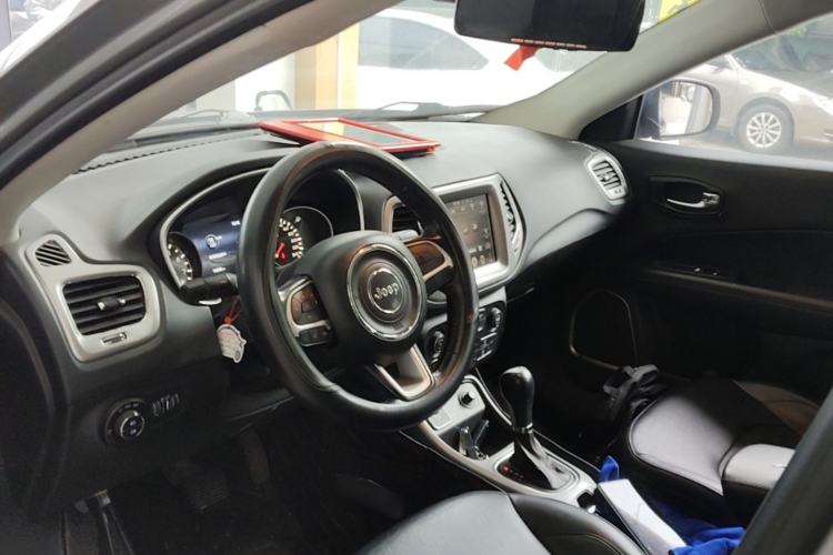 Used Jeep Compass 2017 200T Automatic Family Edition