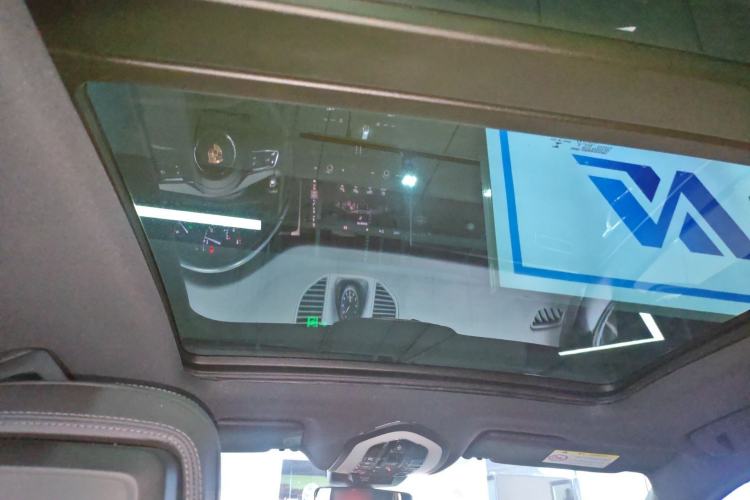 Used Porsche Macan 2022 Macan 2.0T