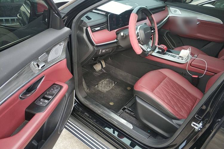 Used JETOUR X70 PLUS 2023 1.6T DCT Stronger 7-Seater