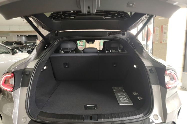 Used Xiaomi Auto YU7 2025 Ultra-Long Range All-Wheel Drive Pro Version