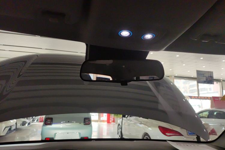 Used BYD Yuan UP 2025 Model 301KM Leading Version
