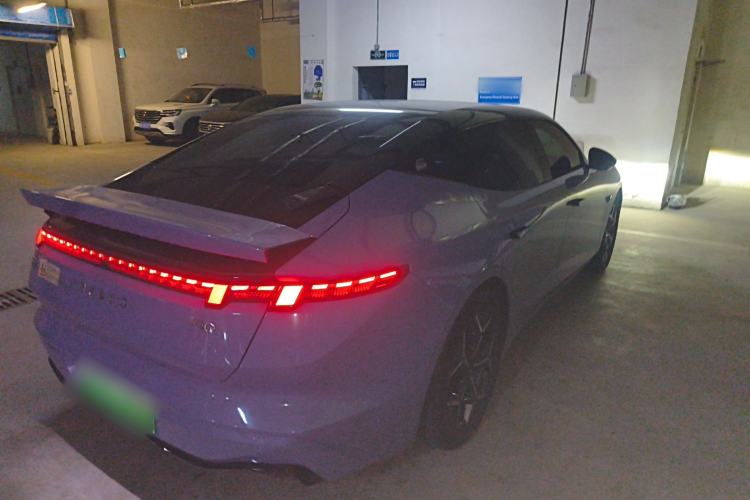 Used Lynk & Co Z10 2025 95 kWh 766 km Range Rear-Wheel Drive Max