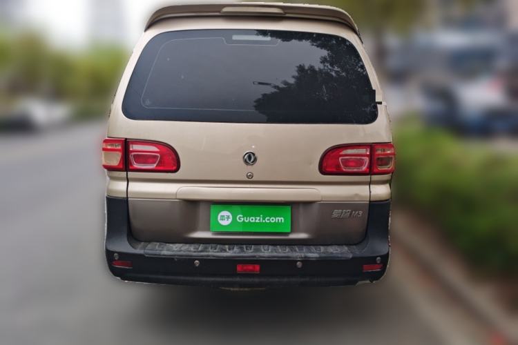 Used FORTHING Lingzhi 2017 Facelifted M3L 1.6L 7-Seater Standard Version
