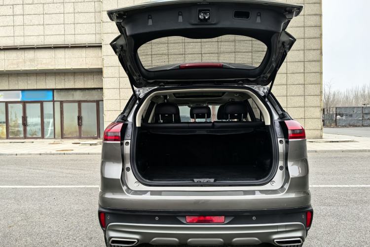 Used Geely Auto Emgrand X7 Sport 2020 1.8TD DCT Two-Wheel Drive Smart Connect 4G-Enabled Version Trunk