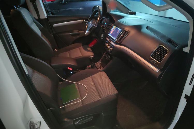 Used Volkswagen Sharan 2013 1.8TSI Standard Model Euro IV Left Front Seat