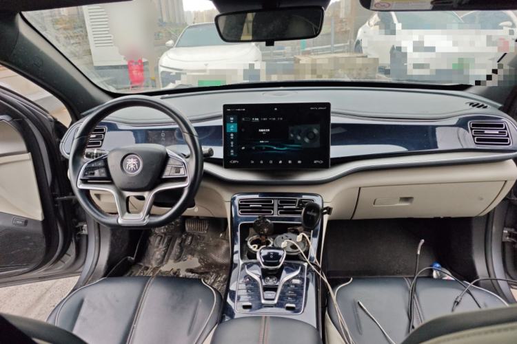 Used BYD Qin PLUS 2021 EV 500KM Premium Model Center Console