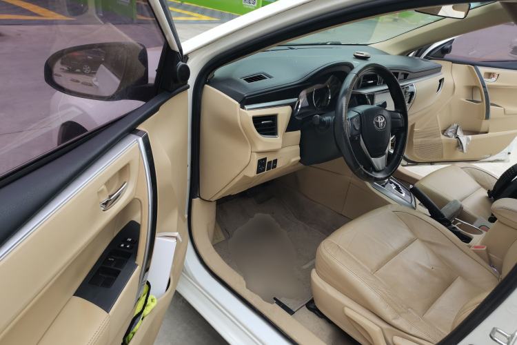 Used Toyota Corolla 2014 1.6L CVT GL-i Leather Edition