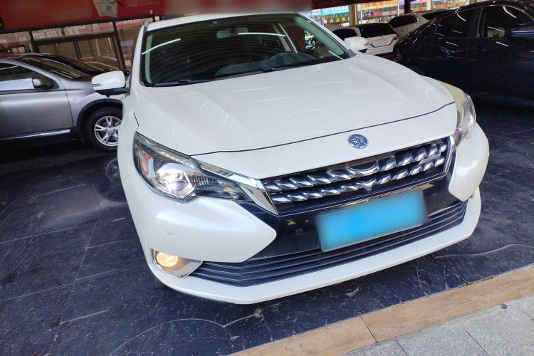 Used Venucia T90 2018 2.0L CVT Smart Connect Luxury Edition China V Standard

