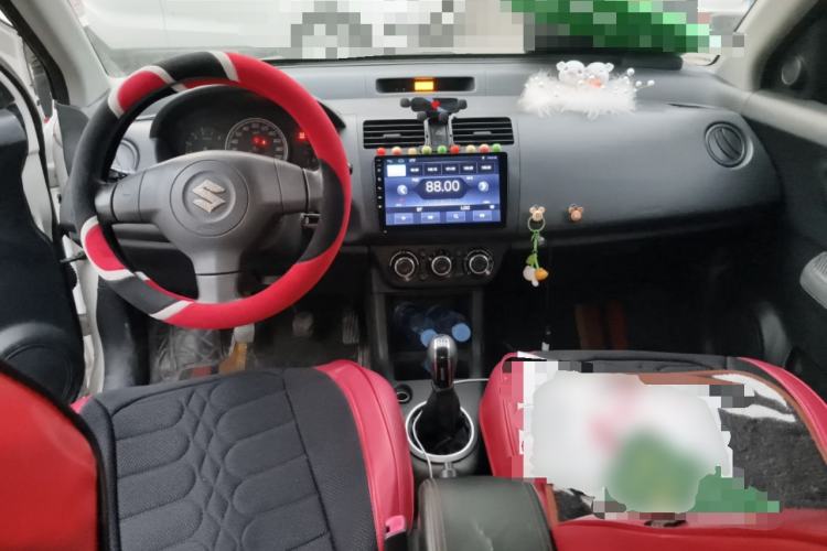 Used Suzuki Swift 2012 1.3L Manual Value Edition Center Console