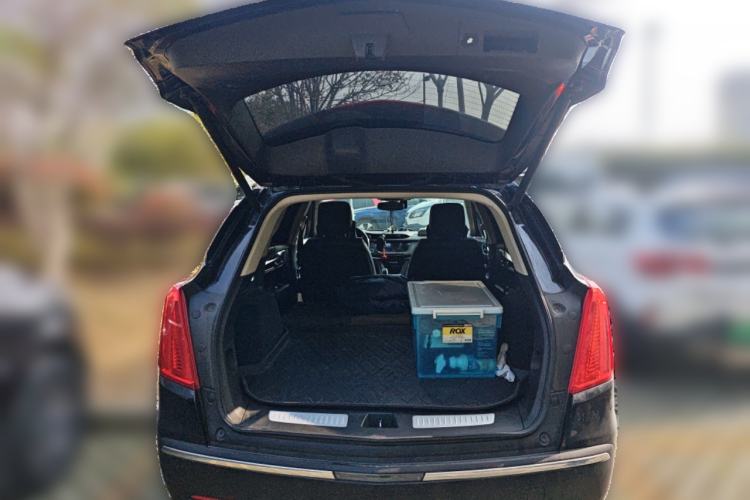 Used Cadillac XT5 2016 25T Luxury Model
