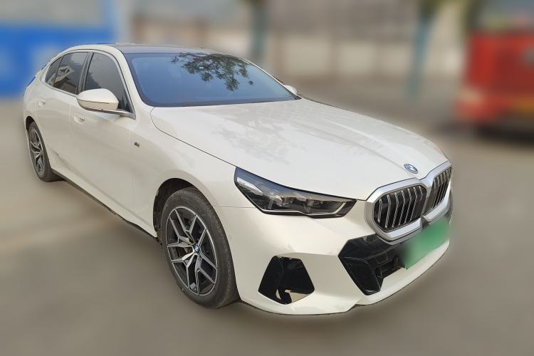 Used BMW i5 2025 eDrive 35L M Sport Package
