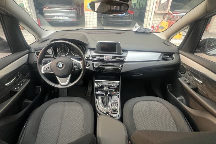 Used BMW 2 Series Gran Tourer 2015 218i Leading Model Interior 2