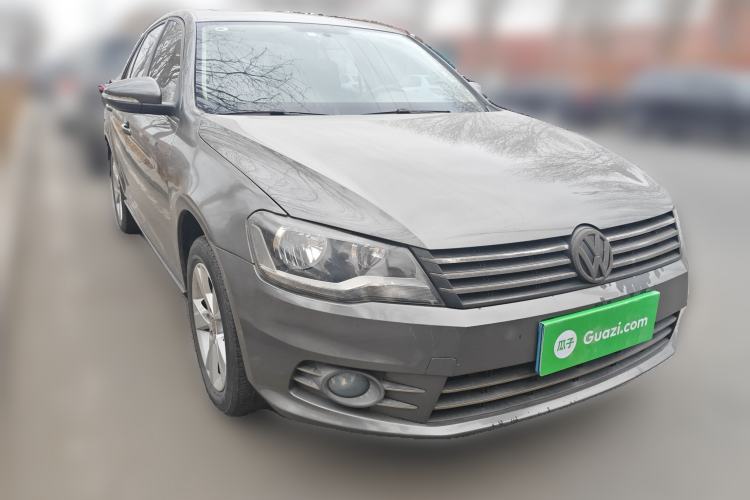 Used Volkswagen Bora 2013 1.6L Automatic Comfort Model Front Right 45 Deg