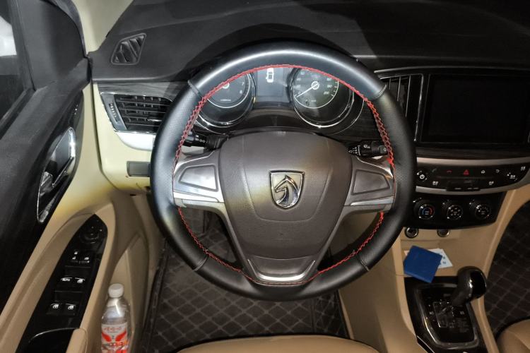 Used Baojun 730 2016 1.8L iAMT Comfort Version 7 Seats