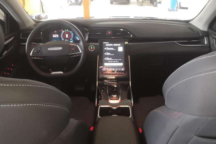 Used SAIC MAXUS D60 2022 1.5T Automatic Smart Enjoyment Version 5 Seats
