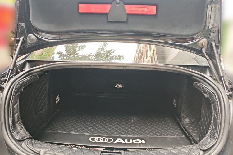 Used Audi A6L 2011 2.4L Technology Edition Trunk
