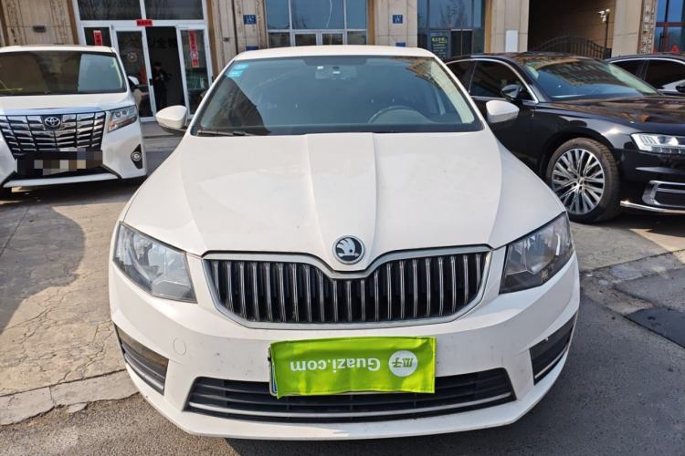 Used Skoda Octavia 2017 1.6L Automatic Chuanxing Edition
