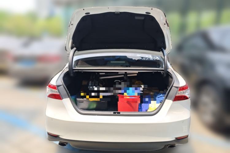 Used Toyota Camry 2021 2.0G Luxury Edition Trunk