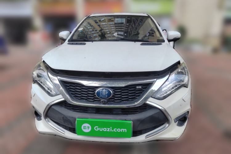 Used BYD Tang New Energy 2017 2.0T All-Wheel Drive Hyatt Model Front